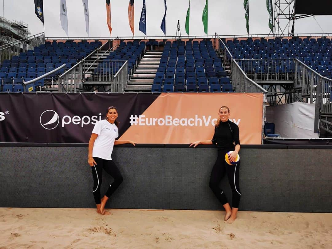 マルタ・メネゲッティさんのインスタグラム写真 - (マルタ・メネゲッティInstagram)「European Championships starts tomorrow! 💪🏼😉  #Jurmala #europeo #beachvolleyball #beabeacher」9月15日 2時27分 - marta_menegatti