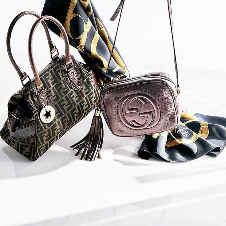 GILTのインスタグラム：「We’ve got the good stuff. Tap the link in bio to shop vintage #FENDI, #Gucci, #Hermès, and more.」