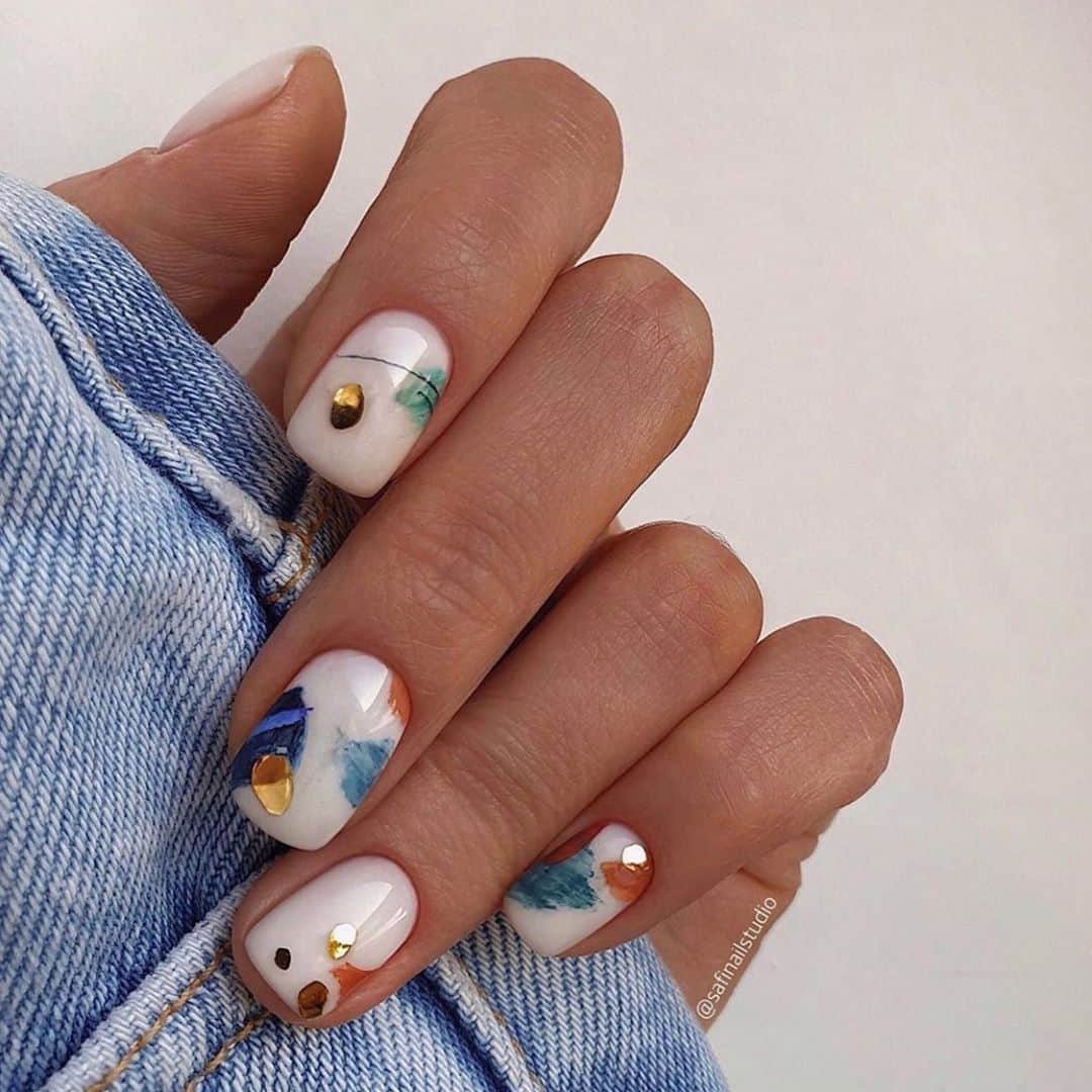 Soniaさんのインスタグラム写真 - (SoniaInstagram)「Which would you choose? Fall manis by the incredible @safinailstudio✨」9月15日 4時32分 - badgirlnails