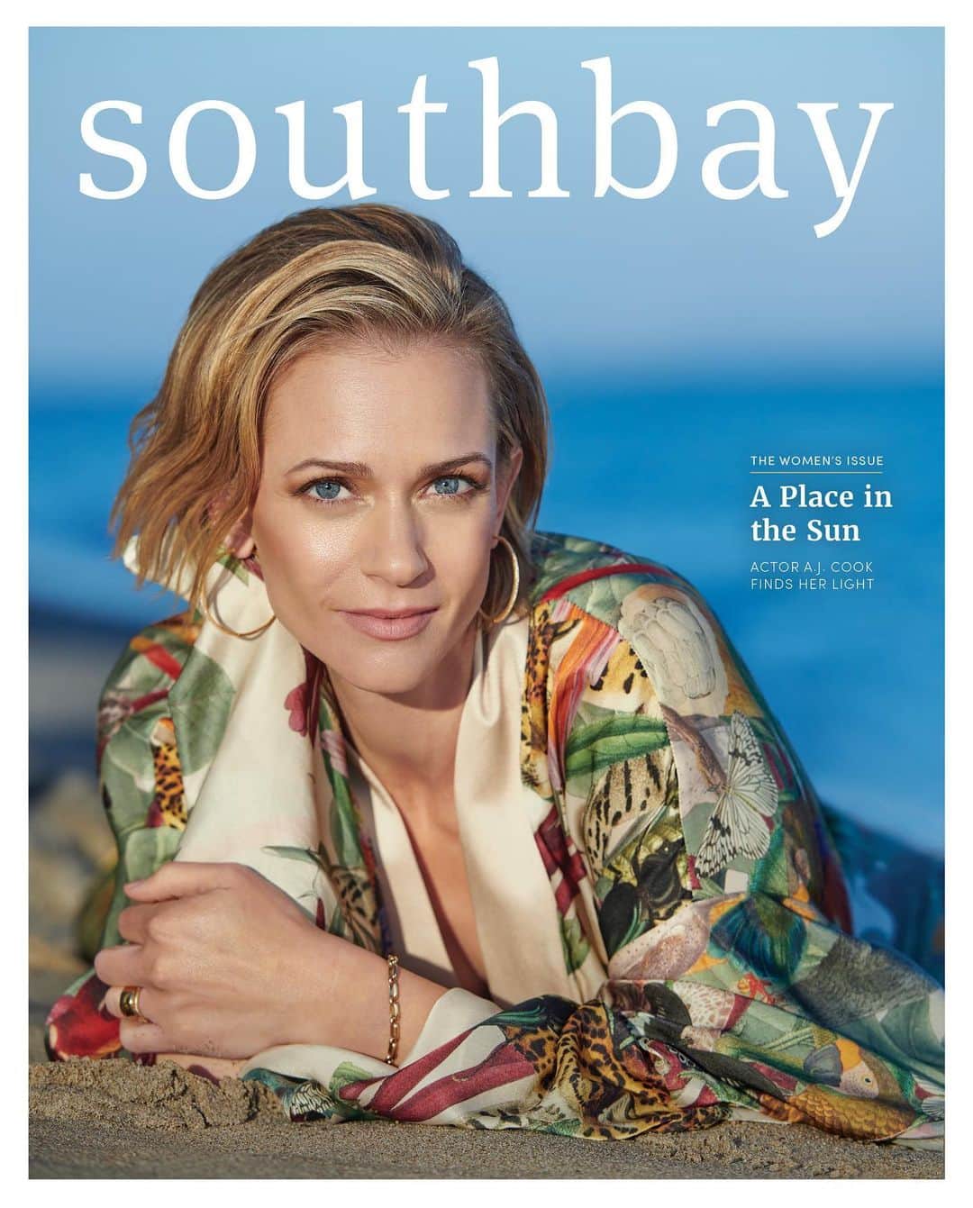 A・J・クックさんのインスタグラム写真 - (A・J・クックInstagram)「Thank you @oursouthbay and @tanya.monaghan for a fantastic Cover shoot. I ❤️the Southbay. #community #home #beachlife」9月15日 6時01分 - ajcook
