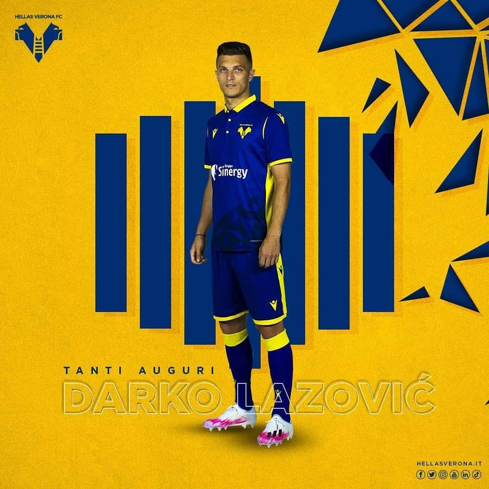 エラス・ヴェローナFCさんのインスタグラム写真 - (エラス・ヴェローナFCInstagram)「HAPPY LAZO ⚡️🇷🇸   Tanti auguri Darko 💛💙  #DaiVerona #HappyBirthday #Lazovic」9月15日 7時00分 - hellasveronafc