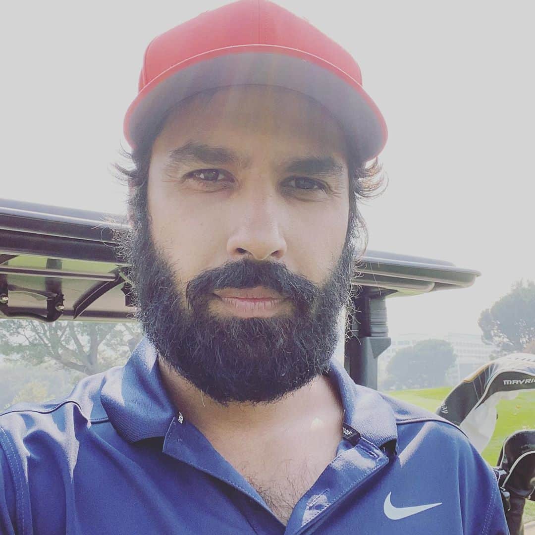 クナル・ネイヤーのインスタグラム：「Fear the Beard!」