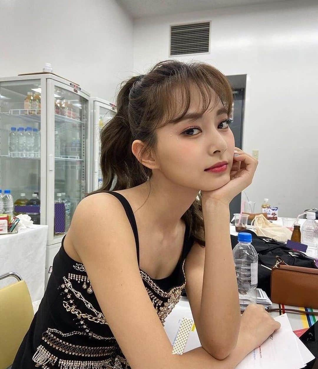 ツウィさんのインスタグラム写真 - (ツウィInstagram)「So attractive 😍」9月15日 7時30分 - chou_tzuyu