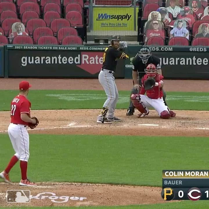ピッツバーグ・パイレーツのインスタグラム：「COLIN. MORAN. CAN. #LetsGoBucs」