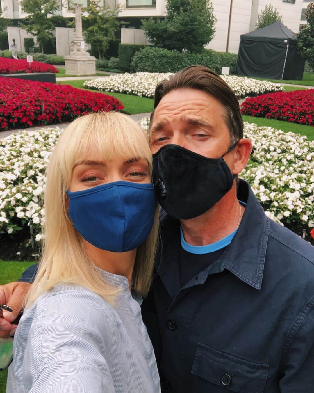 レイチェル・スカーステンのインスタグラム：「Like Father, like Daughter. So grateful to be back in action. @cwbatwoman」