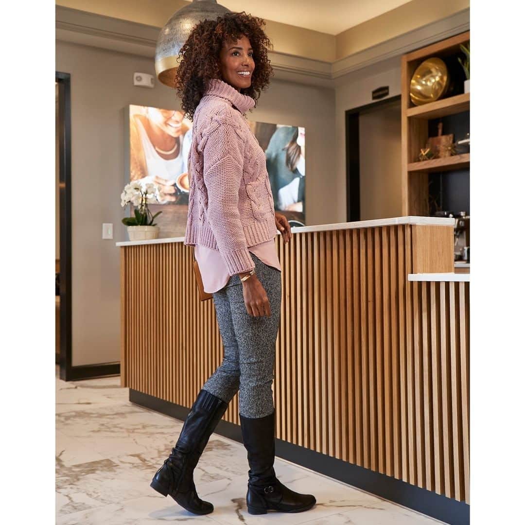 ダンスコのインスタグラム：「Fall ready style. Shop Kay on our website now!」