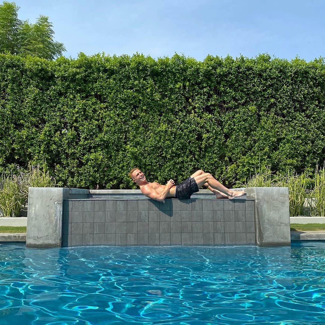 コルトン・ヘインズのインスタグラム：「🌞」