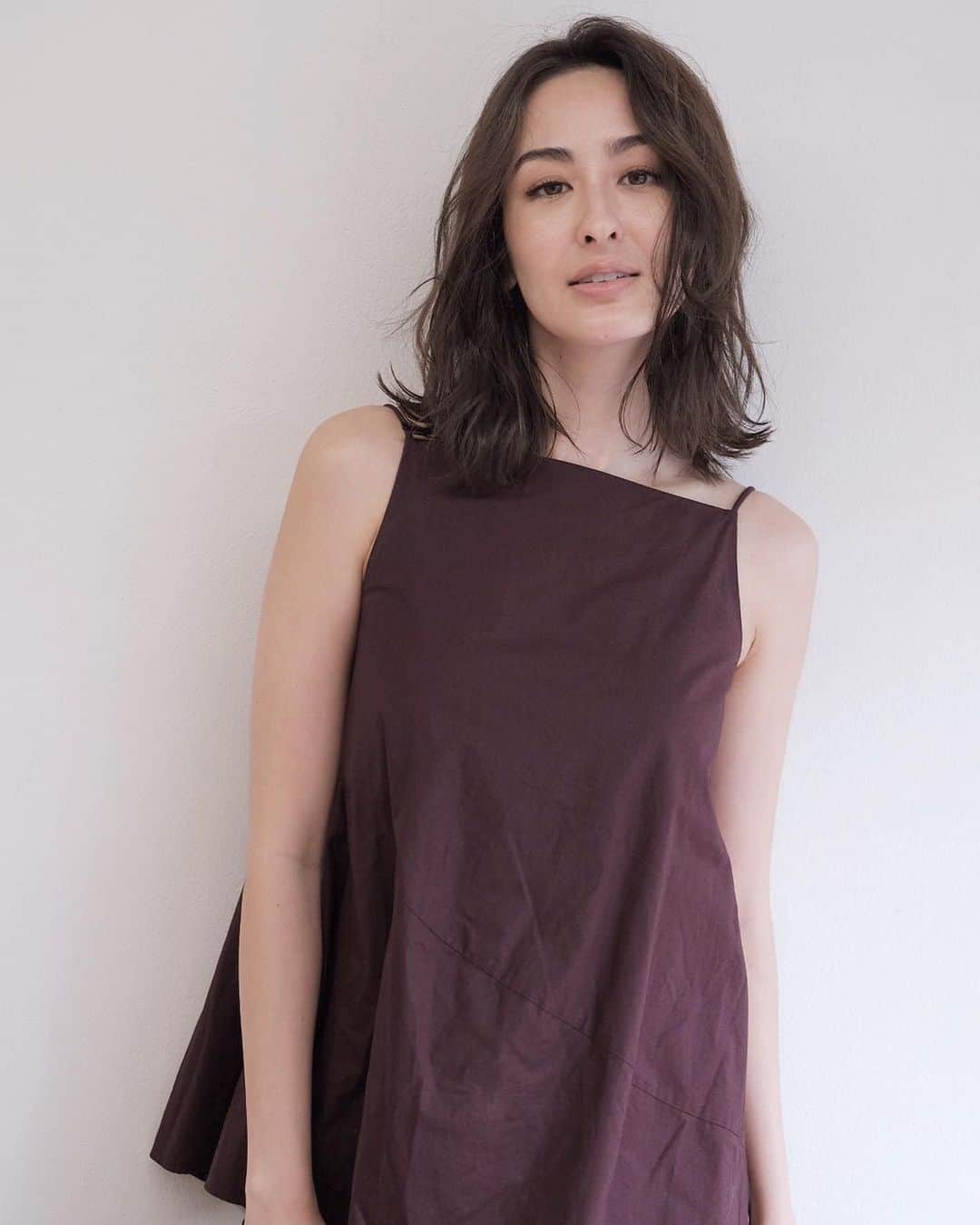 オードリー亜谷香のインスタグラム：「Hope you all got a chance to watch the insta live with @six_asakawa and CLASSY ! If not you can still check it out on @classy_mag_insta IGTV. Here is the full look with the color now. Thanks to @six_asakawa who always keeps my hair looking it’s best 🤍💇🏻‍♀️」