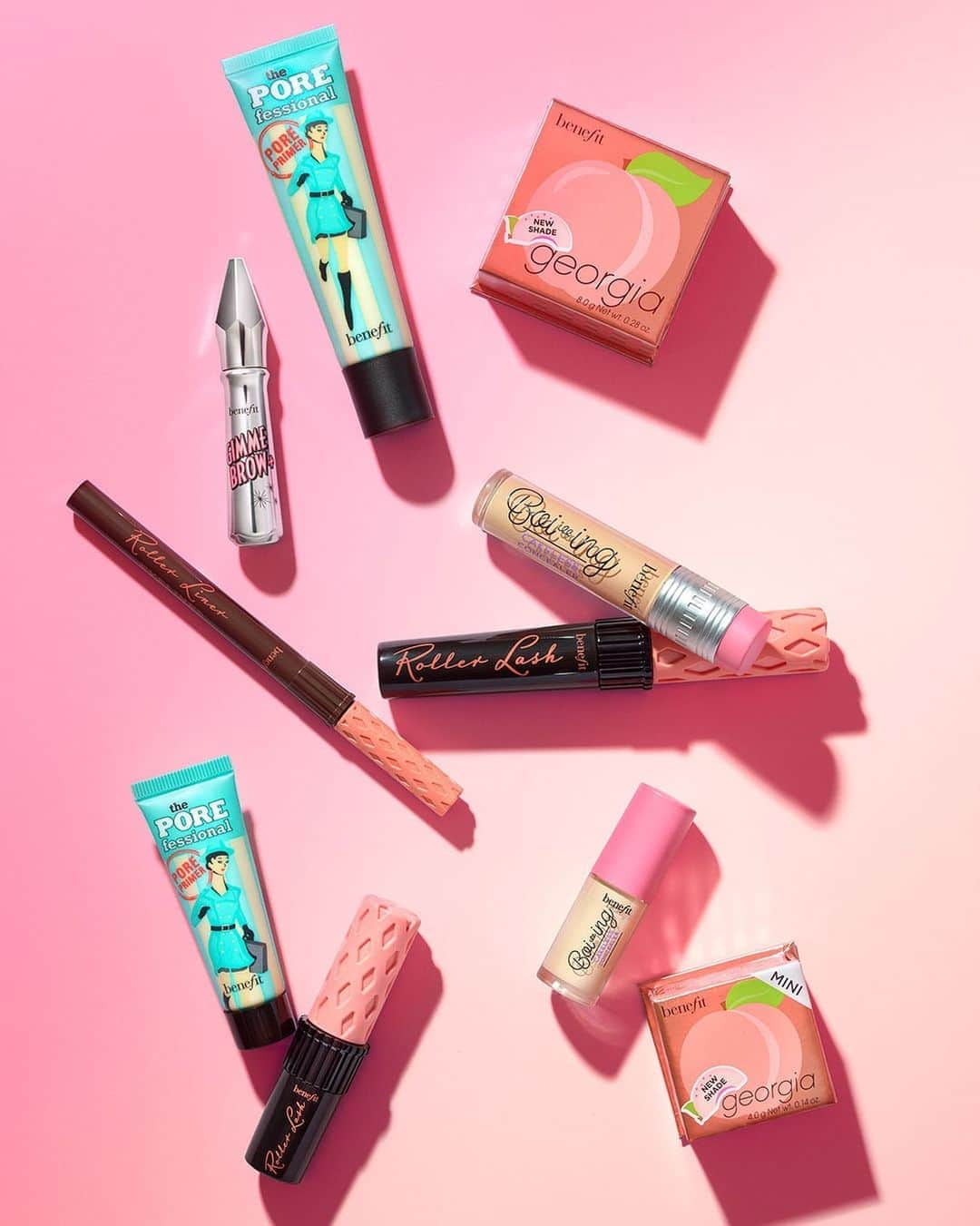 Benefit Cosmeticsさんのインスタグラム写真 - (Benefit CosmeticsInstagram)「Life’s little luxuries 💖 Which mini is your must-have? Tell us in emojis only! #benefit」9月15日 9時45分 - benefitcosmetics