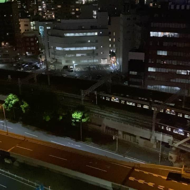 のインスタグラム：「マルーン三連星  #腰椎椎間板ヘルニア  #術後4日目  #そろそろ投稿する写真ないよ」
