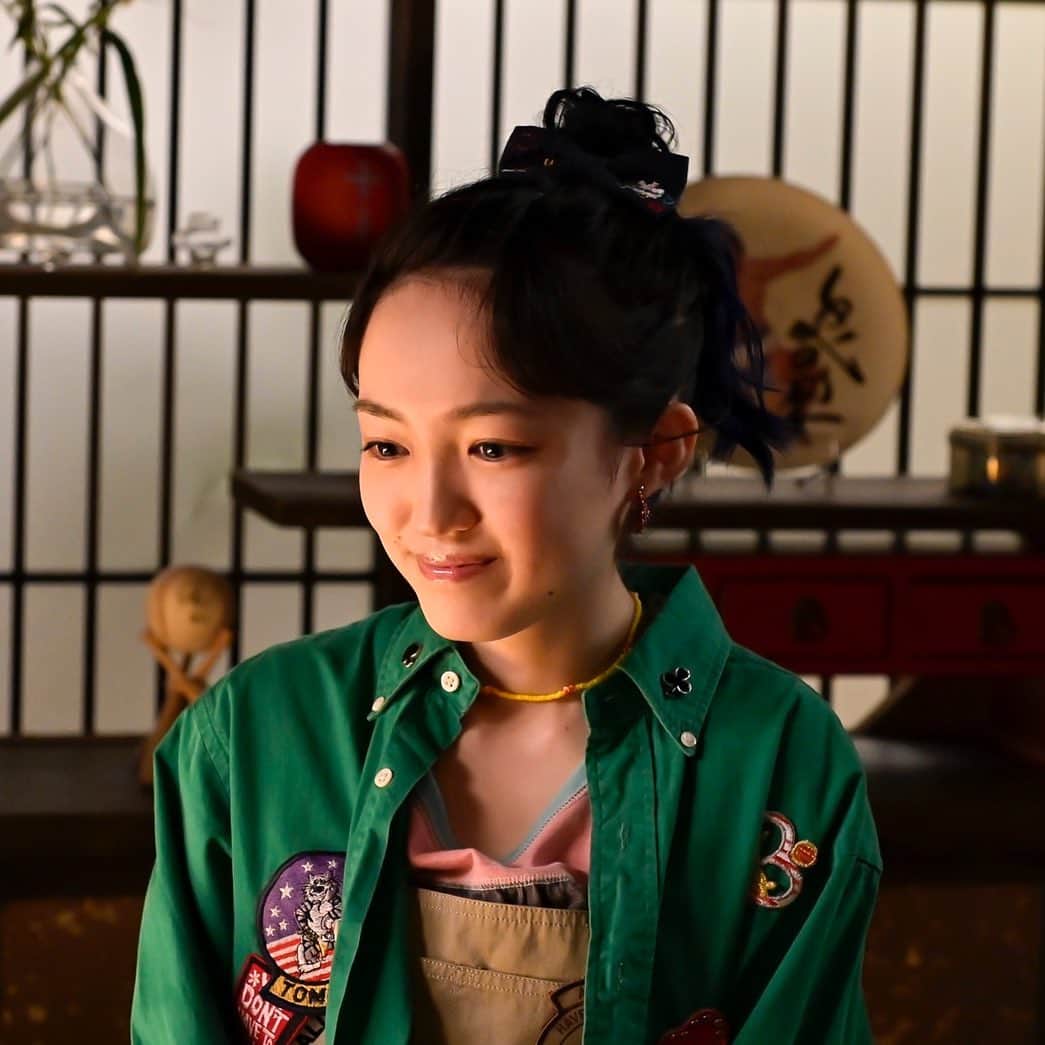 八木優希さんのインスタグラム写真 - (八木優希Instagram)「おカネの切れ目が恋のはじまり、あと２時間で始まります！ 1話でのひかりの出番はワンシーンなので、どこにいるのか探してみてくださいねー  #おカネの切れ目が恋のはじまり」9月15日 19時59分 - yuki.yagi_ii