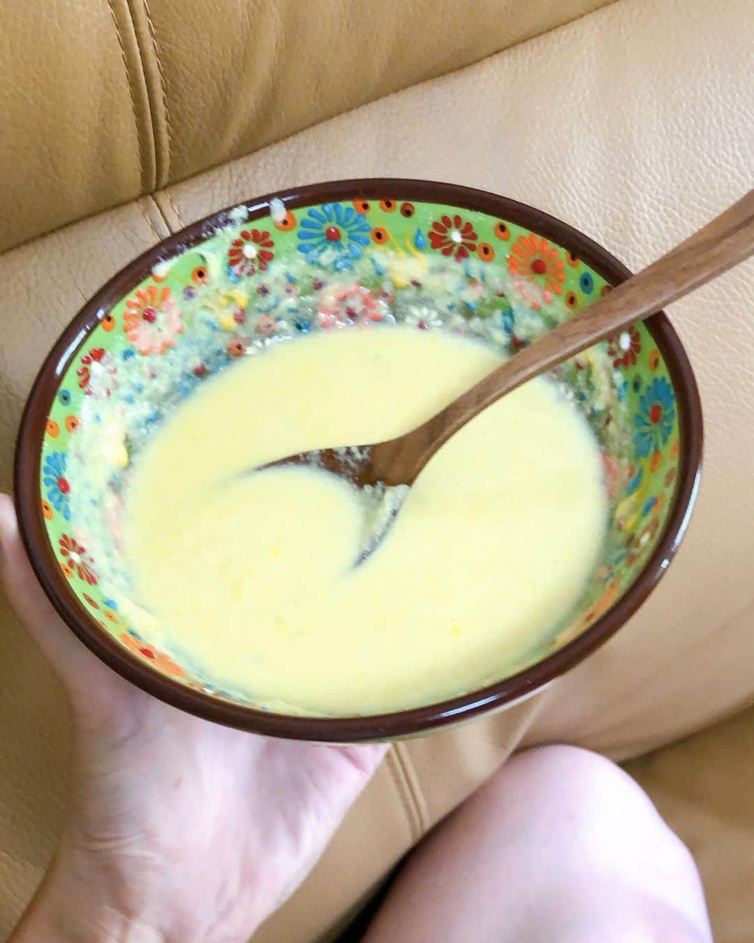 中川聴乃さんのインスタグラム写真 - (中川聴乃Instagram)「頂いたとうもろこし🌽で豆乳スープを作ってみました✨ヘルシーで美味しい‼️食べかけですみません。笑 #コーンスープ　#豆乳スープ #ヘルシーレシピ」9月15日 11時43分 - nakagawaakino24