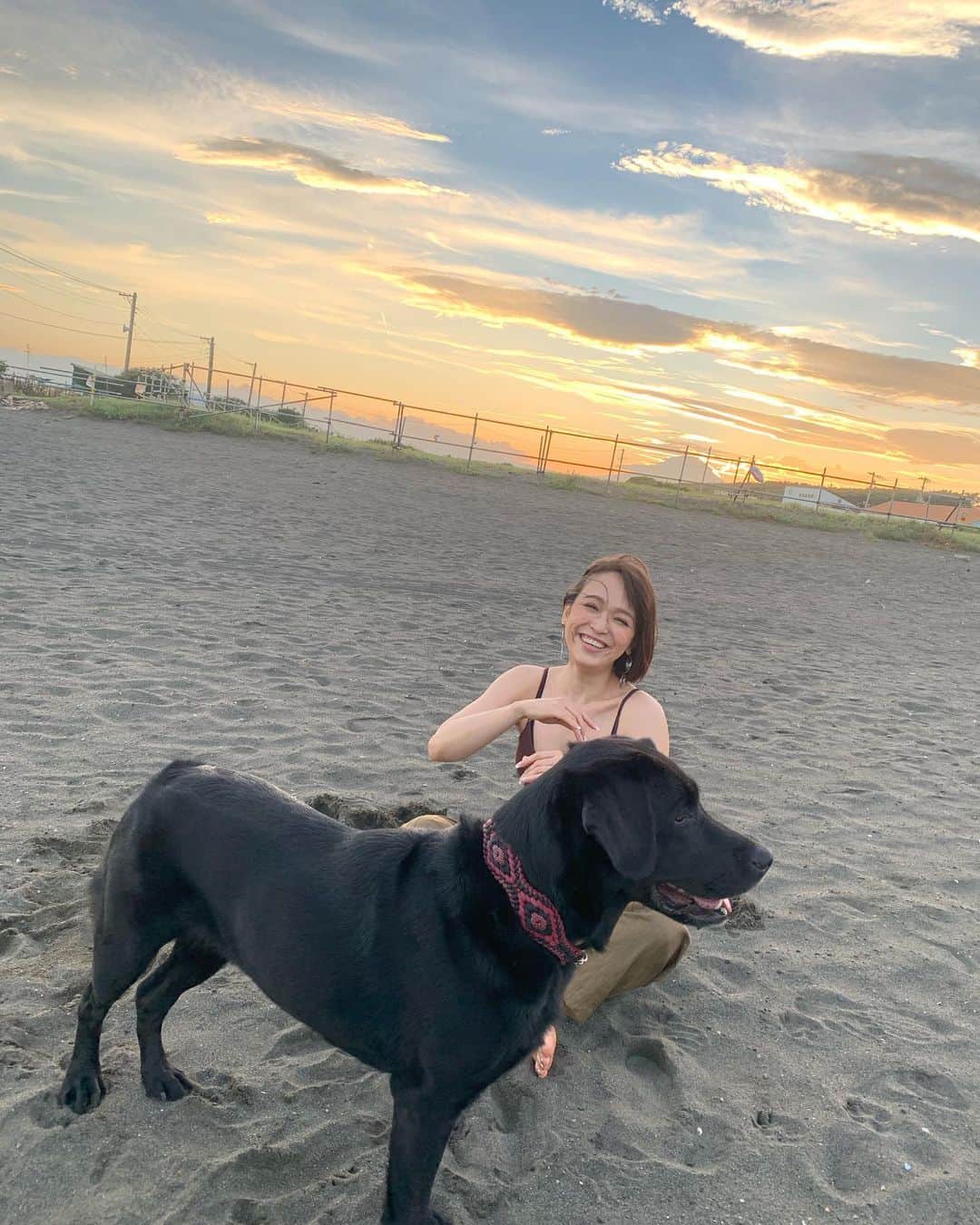 Soweluのインスタグラム：「この日は浄化されたな🌿  今日はマジ笑えんくらいお腹が痛いday 女はツライぜ...  この日に戻りたい  みんなもご自愛くださいませ🍃 ・ ・ #笑えるって幸せ #サザンを聴きながら  #smilemore  #refreshed」