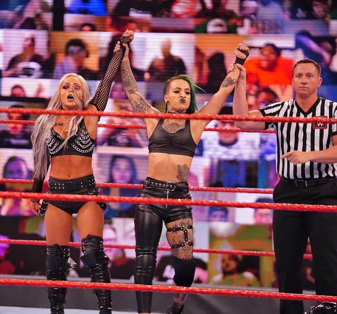 WWEさんのインスタグラム写真 - (WWEInstagram)「The #RiottSquad are heading to #WWEClash!  @yaonlylivvonce @rubyriottwwe」9月15日 11時53分 - wwe