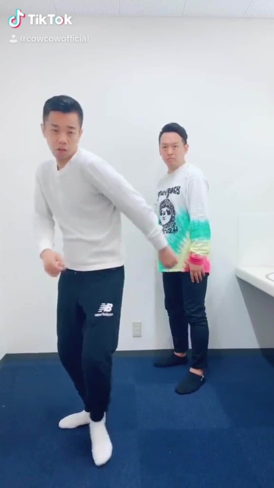 善し のインスタグラム：「熱血教師。  #cowcow」