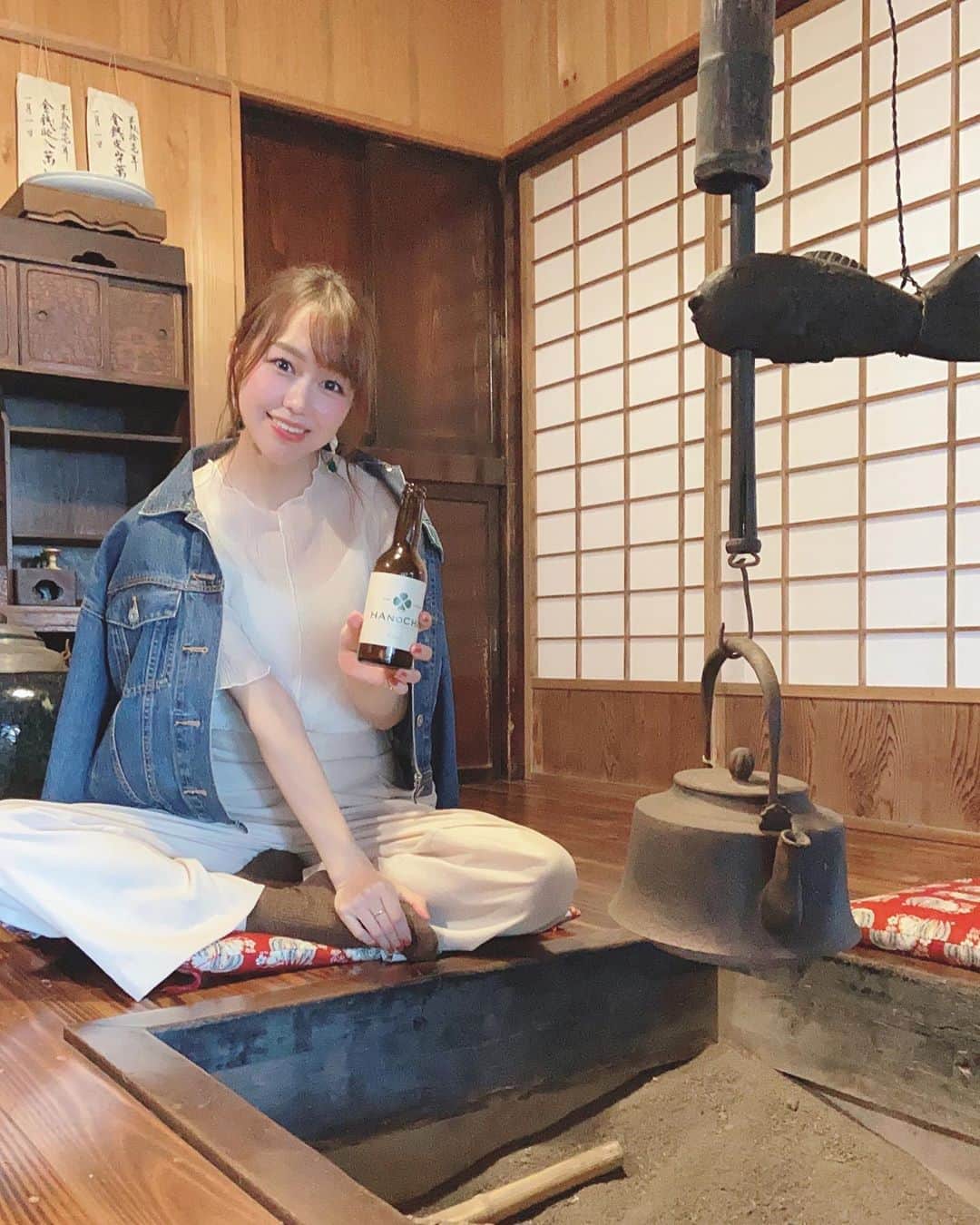 のインスタグラム：「⠀ 今日は、なんと‼️⠀ 9月下旬に新発売予定⠀ 初・秦野のお茶ビールの広告撮影へきています😊  ロケ地はなんとも美しい⠀ #緑水庵　さんにて⠀ (#登録有形文化財💡) ⠀ ⠀ また改めて詳しくアップします☺️ ⠀  #hanocha #秦野のお茶ビール #煎茶ゴールデンエール #高梨茶園 #高級煎茶 #お茶 #ビール #beer #🍺 #落花生 #桜 #茶葉  #ラベル #かくれて #clover もいるよ#東京 #三軒茶屋 #バーインソムニア にも並びます #秦野 #立石純子 #はだのブランドアンバサダー #名所 #japan #hadano #likes  #greentea #followforlike#photooftheday」