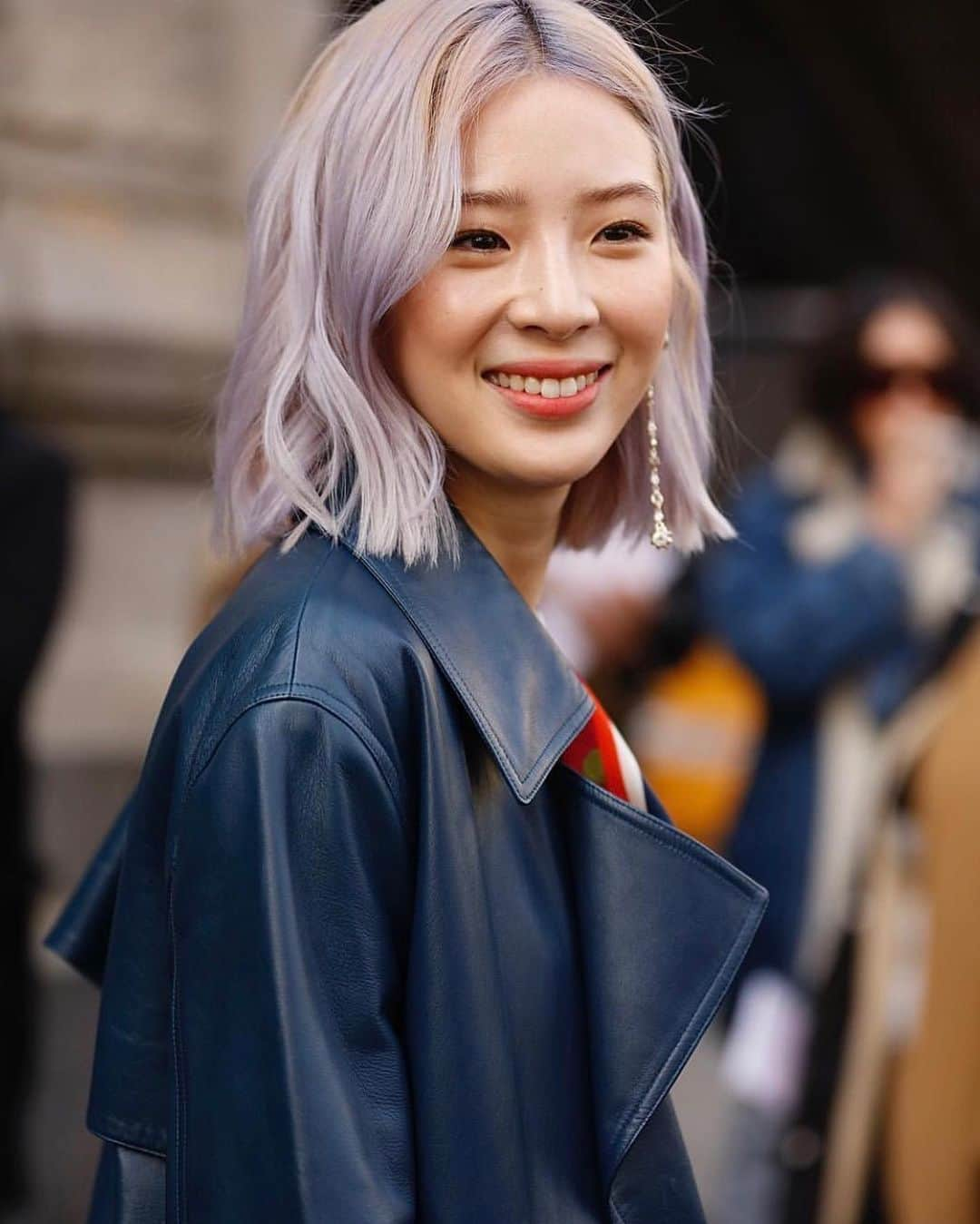 アイリーン・キムさんのインスタグラム写真 - (アイリーン・キムInstagram)「It’s #NYFW so a little throwback to all the New York fashion weeks & all my colorful outfits 🌈💖 Thank you to my scalp & hair for putting up with me 😂」9月15日 13時09分 - ireneisgood