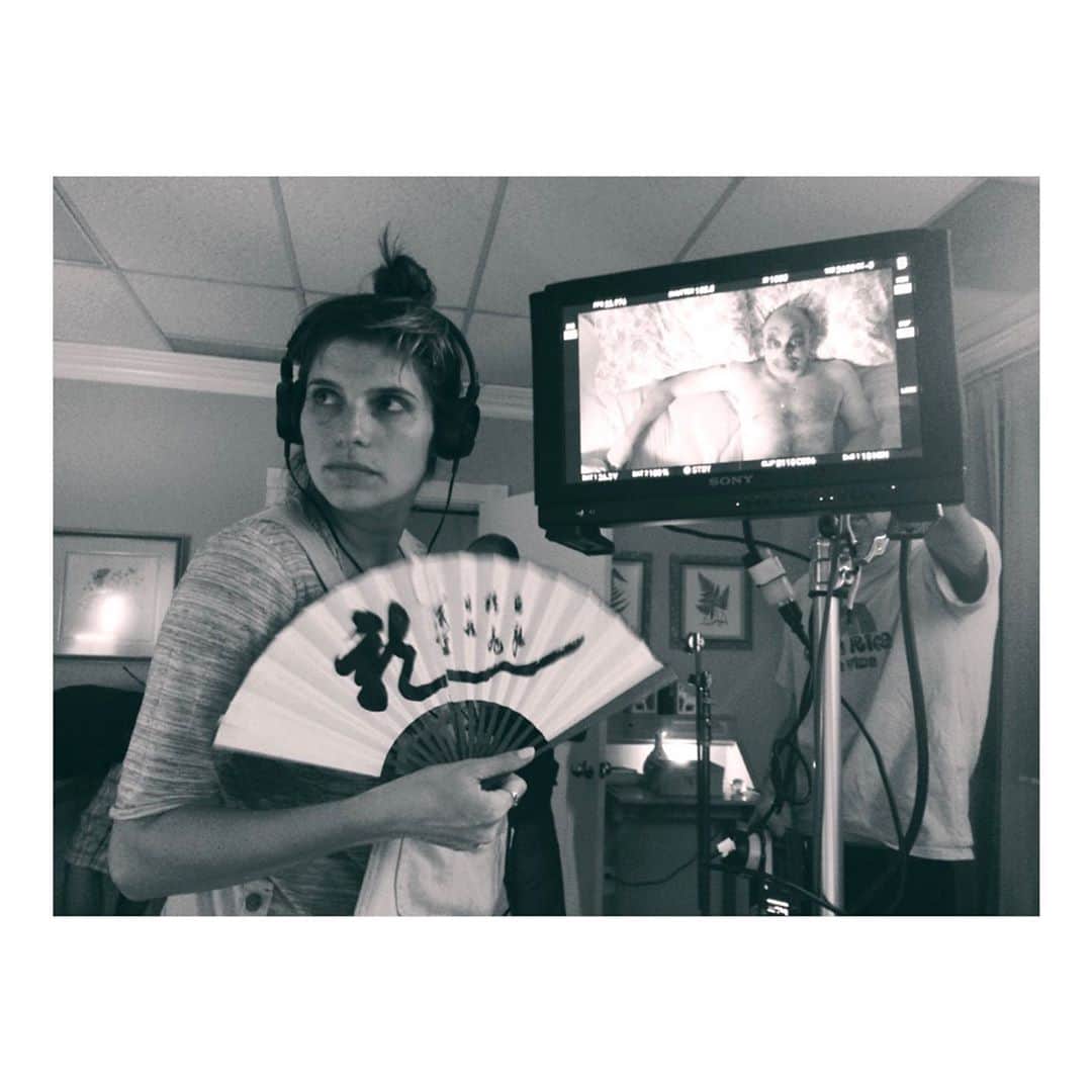 レイク・ベルのインスタグラム：「PSA: #childrenshospital is on @hulu right this minute. This is me directing at 7 months preggers, and my one fan.」