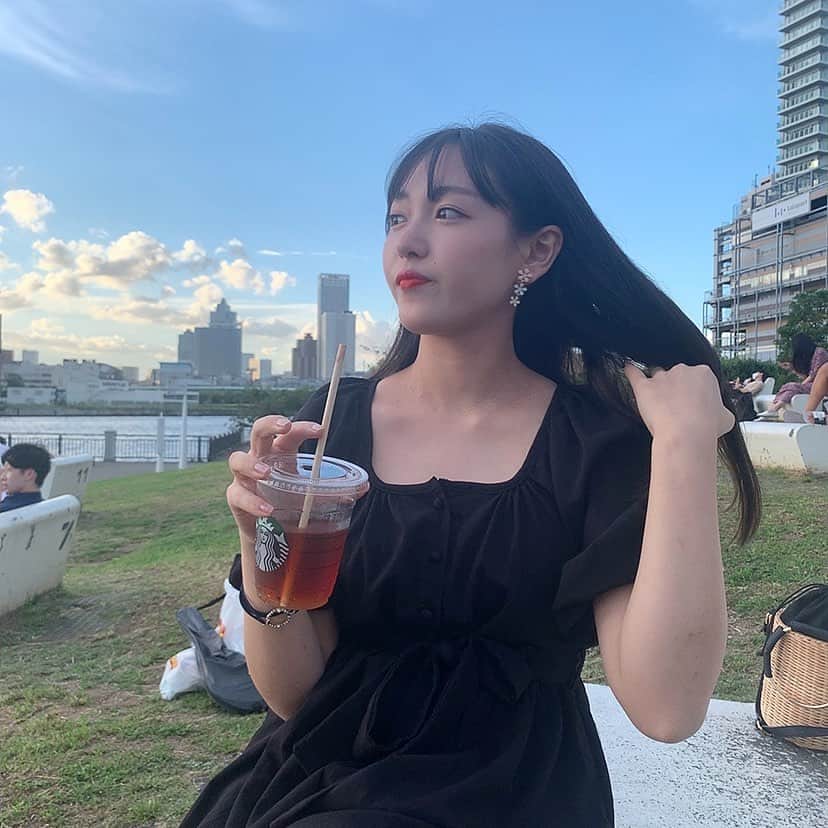 藤本りの加のインスタグラム：「こんにちは✨ ・ 今日はバイト先の人達とBBQに行ってきます👣今年初めて夏らしい事をしてるなぁと感じてます🤤楽しみます✨ ・ 本日の投票はお済みでしょうか？👀 まだの方はぜひ1日1ポチ宜しくお願いします！ @mstoyo20_02  ・ #ミスコン #ミスミスター東洋2020 #ミスコンテスト #東洋大学 #toyouniversity #スタバ #夏 #海 #豊洲 #撮影 #instagram #likeforlikes #l4l #instalike #sea #summer #tokyo #misscontest」