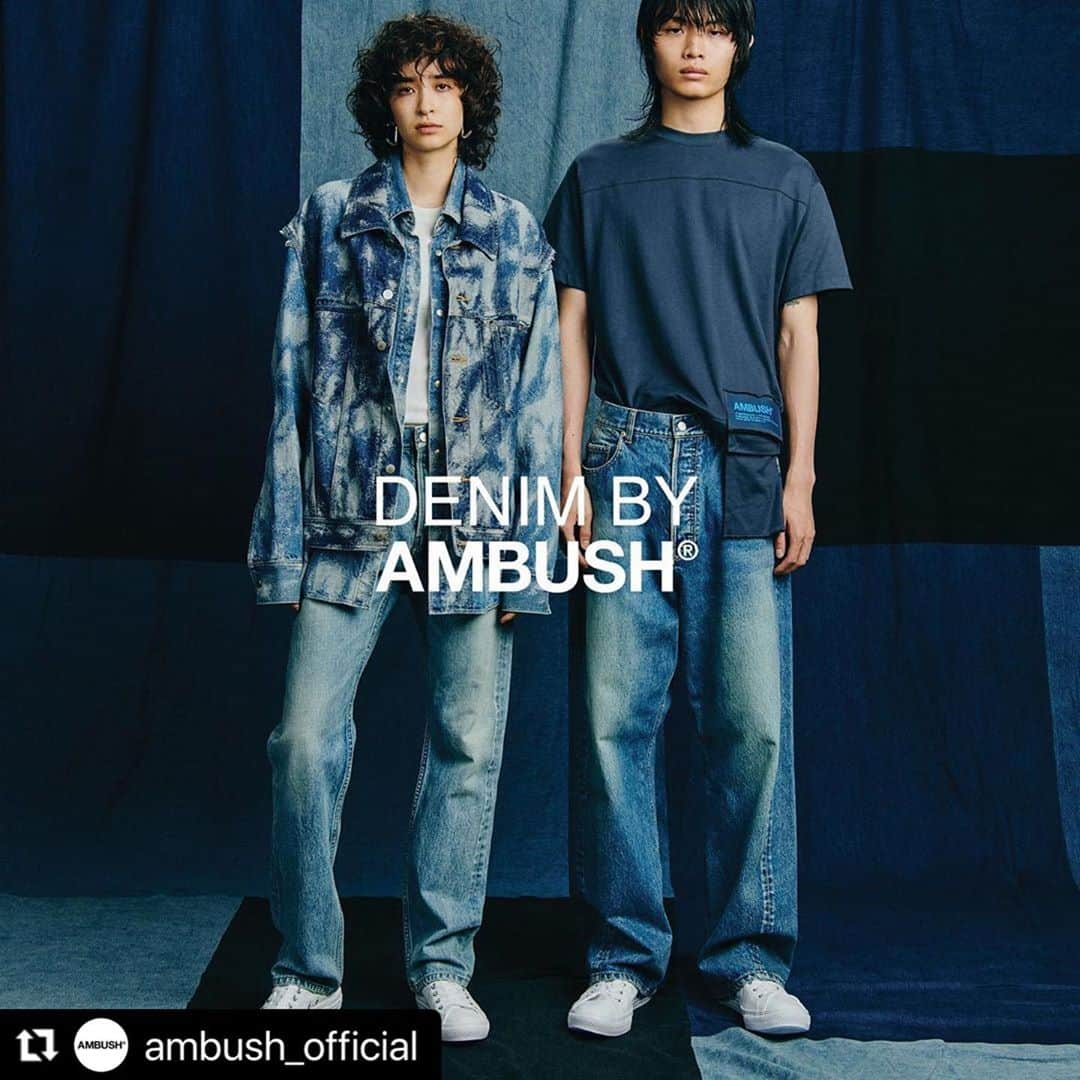 今西龍君さんのインスタグラム写真 - (今西龍君Instagram)「Thank you so much @yoon_ambush  for having me in DENIM BY AMBUSH®︎ @ambush_official campaign👖🔥 . Ph/ @hiroshi_manaka  St/@annapesonen  HM/ @yokohirakawa_hairmake  . with @iam_hanaka_   #Repost @ambush_official with @make_repost . Discover the new denim collection from #AMBUSH, releasing on Saturday, September 12th (JST). Created in collaboration with Japanese craftsmen’s expertise, the new denim collection encompasses a variety of fit, silhouette, color and design from which you can find your perfect pair. ⁣ AMBUSH® から、9月12日（土）デニムコレクションが新登場。日本の職人とのコラボレーションにより生まれたクオリティと、フィットやシルエット、カラー、デザインなど、お気に入りの１本が必ず見つかる豊富なラインナップをお楽しみください。 . . #denim by #ambush」9月15日 20時48分 - che.ryu