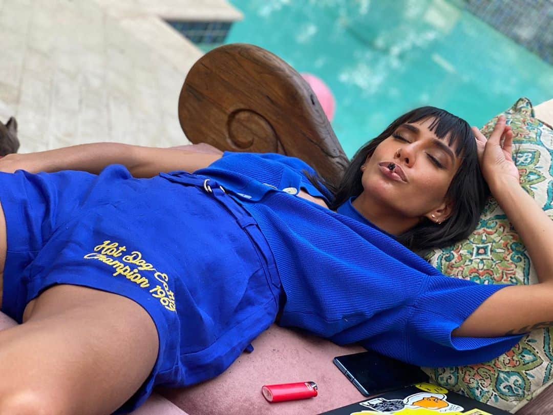 Janice Griffithさんのインスタグラム写真 - (Janice GriffithInstagram)「me n @newjohnnysins made p*rno and he took these cute pix of me after」9月15日 15時29分 - rejaniced