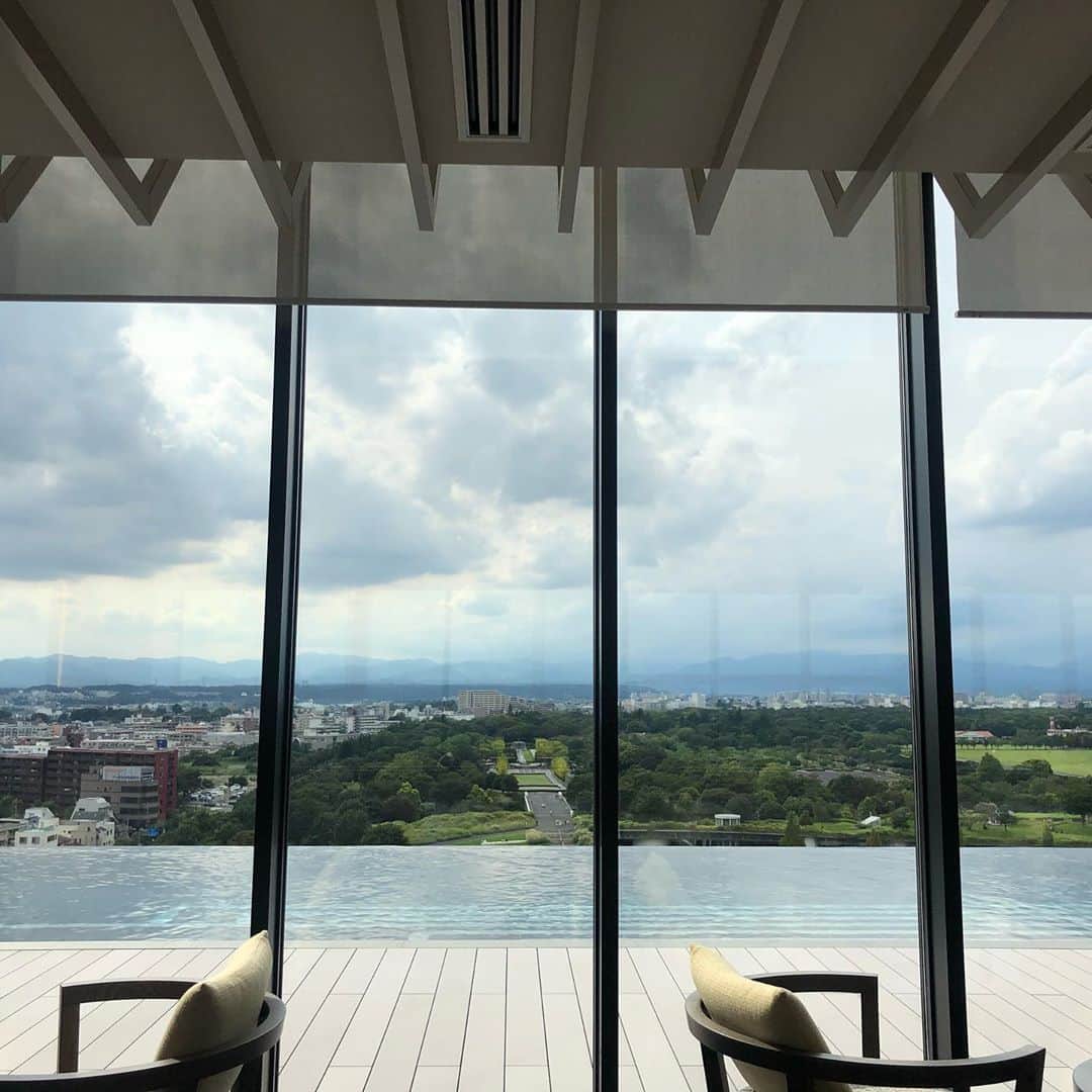 雨宮朋絵さんのインスタグラム写真 - (雨宮朋絵Instagram)「#ソラノホテル」9月15日 17時30分 - amemiyatomoe