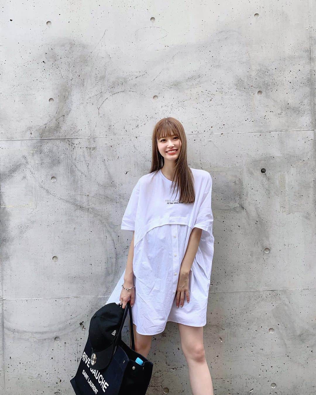 生見愛瑠さんのインスタグラム写真 - (生見愛瑠Instagram)「しわしわシャツ〜 もともとこのデザイン〜 って言い張ったこの間の私服🙃はっぴーす、」9月15日 18時33分 - meru_nukumi
