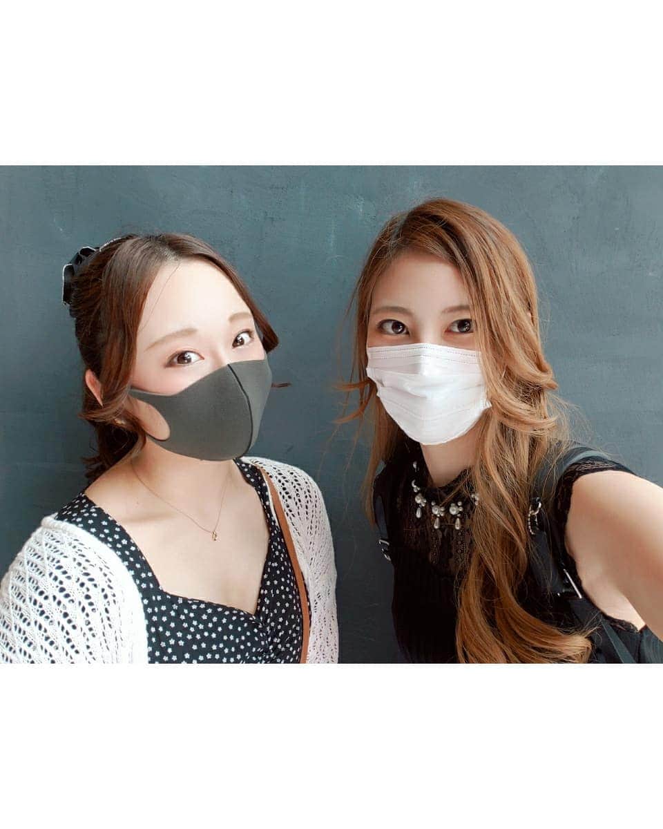 のインスタグラム：「. 今日は一期違いの茉玲さや那ちゃん（@sayana_egg_98 ）と一緒に半年振りくらいに観劇して参りました😊  タイトルは愛希れいかさん主演の｢フラッシュダンス｣です✨  もうパワフル！そしてセクシー！ 歌もダンスも最高！  やっぱり生で観る舞台はいいなぁ✨ 一刻でも早く演劇業界が以前と同じように運営できることを心から祈っています😌  #ミュージカル #フラッシュダンス #観劇」
