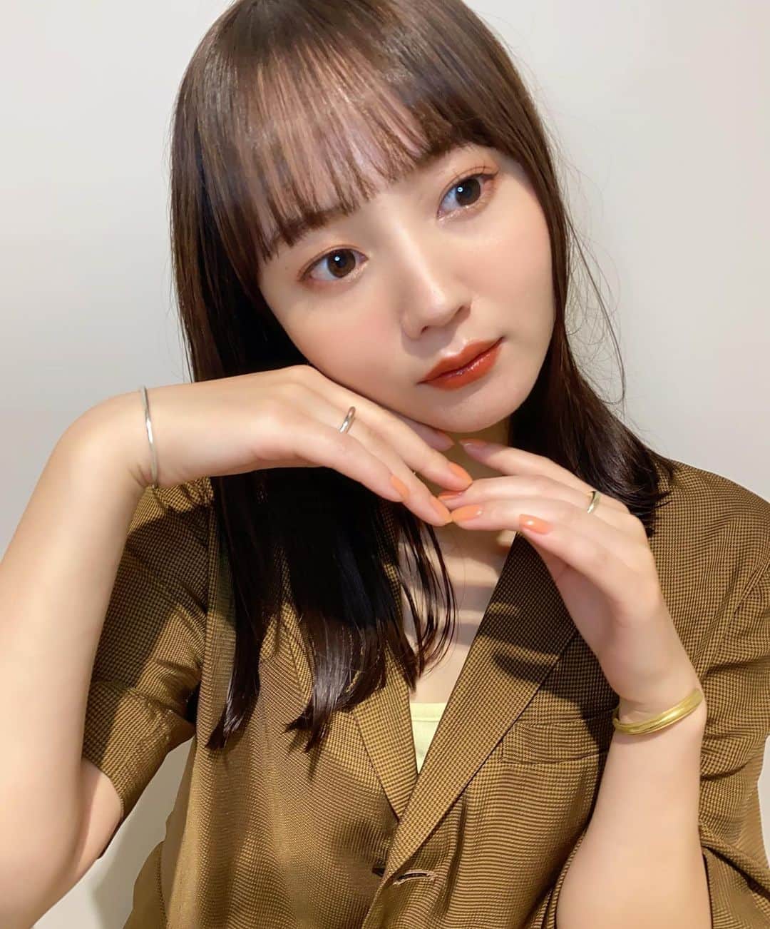 高橋有紀のインスタグラム：「今日の世界仰天ニュースnanamiちゃんヘアメイク担当させてもらいました☺︎最近お気に入りのネイルは @instauka  #hairmake #osakana_yuki #nanami」