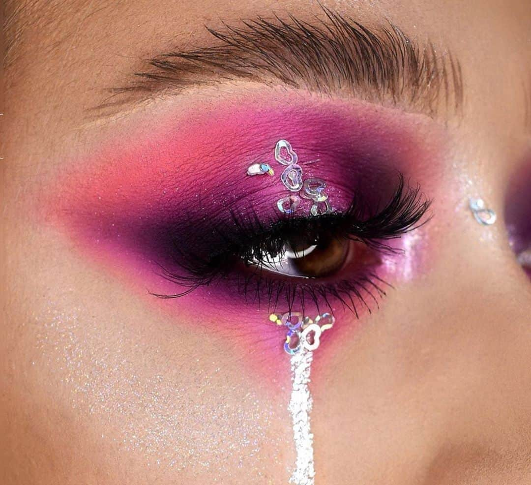 Jeffree Star Cosmeticsさんのインスタグラム写真 - (Jeffree Star CosmeticsInstagram)「Pink poison 💕 @_gracekathleen_ created this look using our #JAWBREAKER eyeshadow palette ✨ #jeffreestarcosmetics」9月16日 6時00分 - jeffreestarcosmetics