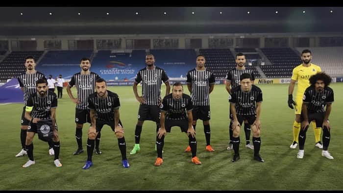 のインスタグラム：「Difficult game and some things to improve for Friday, time to recover well to arrive in the best conditions, let's go team 💪💪💪 @alsaddsc #teamwork」