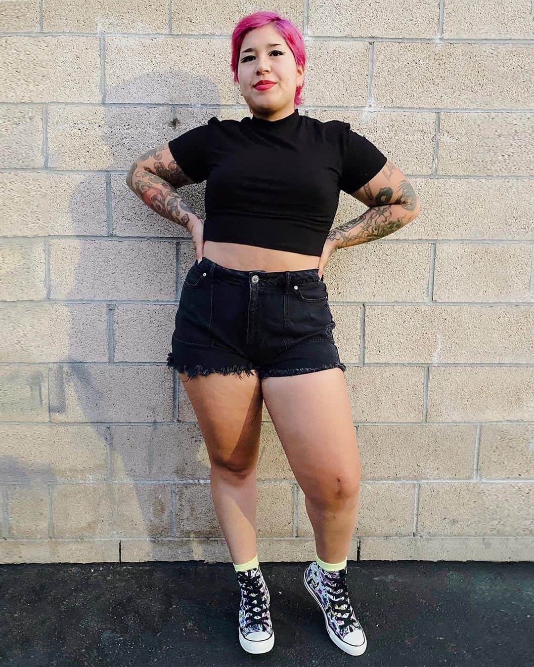 converseのインスタグラム：「“The Latinx community has inspired me in many ways. Our culture is so rich—rich in color, rich in food, there is also a strong bond within the community—I definitely get a lot of inspiration from it,” says @_meanmachine, a 26-year-old creative based in Los Angeles.⁣⁠⠀  ⁣⁠⠀ As part of our celebration of Latin Heritage Month, we asked Ruth to design a one-of-a-kind pattern for our Converse By You custom builder that celebrates her Mexican culture. She hopes anyone who sees her design will feel empowered to speak up, tell their story and rep their heritage.⁣⁠⠀  ⁣⁠⠀ “The girl with hoops in my design is a classic young Chicanx femme figure.”⁣⁠⠀  ⁣⁠⠀ Head to our stories to learn more about Ruth, find out what ¡Mi Gente! means to her and see her designs for Converse By You. #ConverseAllStars」