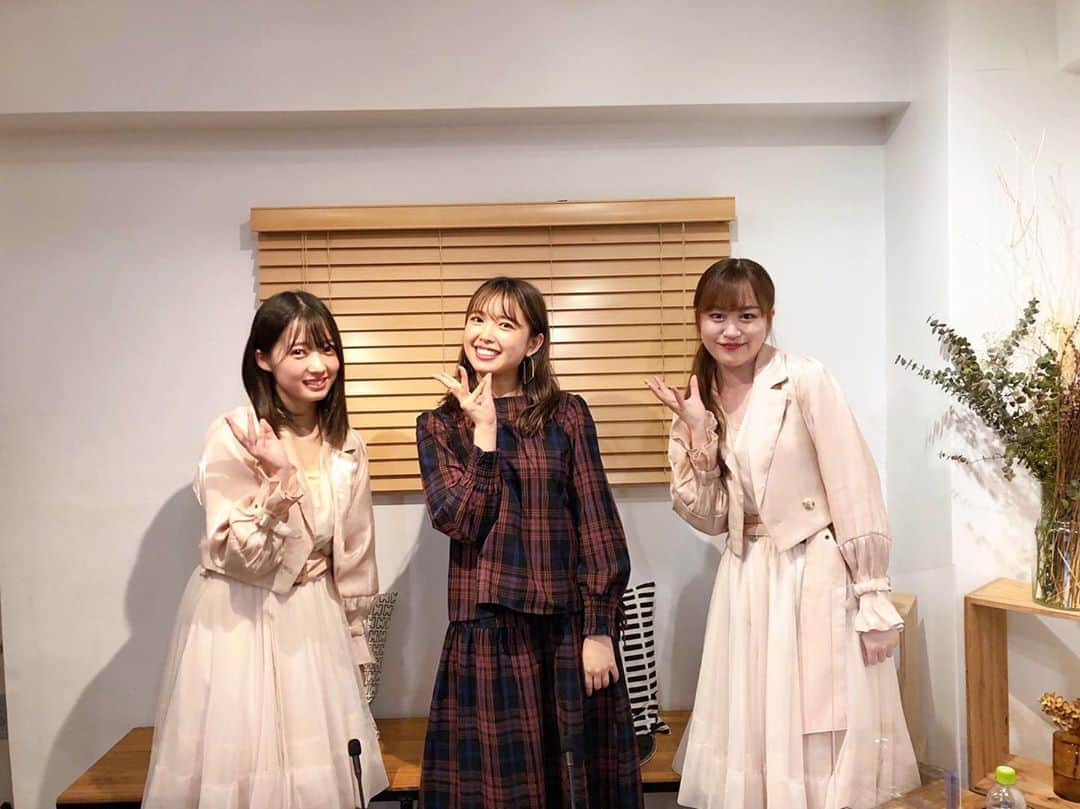 中島早貴さんのインスタグラム写真 - (中島早貴Instagram)「Rakuten LIVE girls talk!!! 2. ご視聴ありがとうございました💕 　 ゲストは 　 『つばきファクトリー』 山岸理子さん 新沼希空さん 　 久しぶりにハロプロメンバー登場！ 有難うございます🙇‍♀️ 　 天然で突っ込みどころ満載のりこちゃんと、何話してもふんわりしているきそらちゃん。 癒されたぁーーー。笑 つばきファクトリーってみーんな性格も可愛くて、まっすぐ育ってる印象🤔 そのベースがあって ステージやカメラを通すと色気がプラスされ、儚い。がとっても似合うグループだなって。 (個人の感想です) 　 とっっても素敵だと思います🙋‍♀️ 　 またお時間ありましたら 遊びきてくださいなぁーー☺️ 　 #つばきファクトリー #山岸理子 さん #新沼希空 さん   #ガールズトークツー」9月15日 21時01分 - saki__nakajima__uf