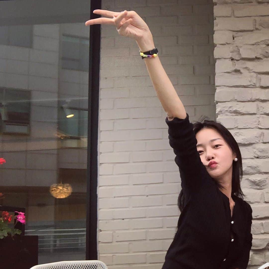 ヒョニ・カンさんのインスタグラム写真 - (ヒョニ・カンInstagram)「나 여기에 있어」9月15日 21時56分 - hyoni_kang