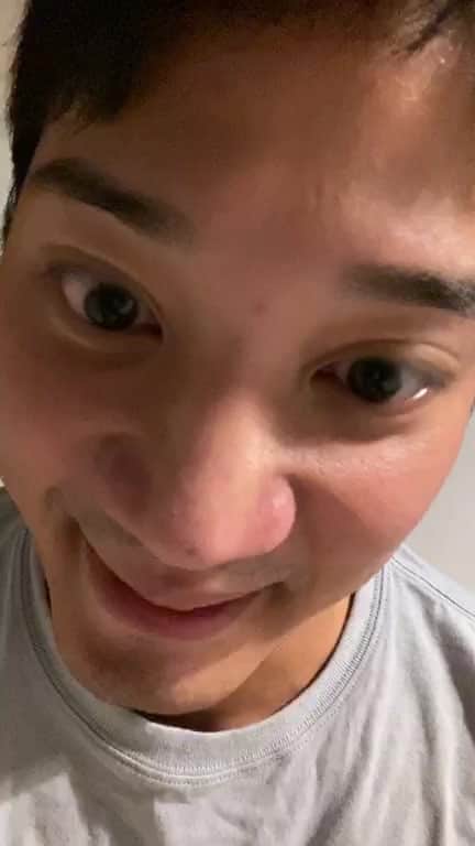 塚田裕輝のインスタグラム：「コメント質問ボックス開封インスタライブ！」