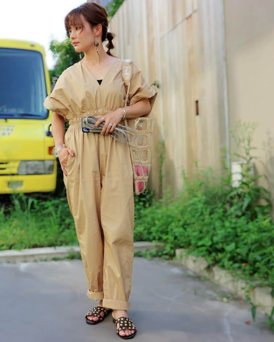 のインスタグラム：「‥ いつかのお仕事服。 髪の毛伸びてきて、再びヘアアレンジの楽しさに目覚めてきている今日この頃。もう少し伸ばしたい！ ∵ ∵ #いつコ#ママコーデ #ママファッション #大人ファッション #30代コーデ #アラフォーコーデ #お仕事コーデ #大人可愛い #ミヤマリ #vocest #vocemagazine #美容ブロガー #インフルエンサー #超未熟児ママ #ママ #ワーママ #ワーママコーデ #男の子ママ #mamagirl #おしゃれさんと繋がりたい #男の子ママと繋がりたい #zara購入品」