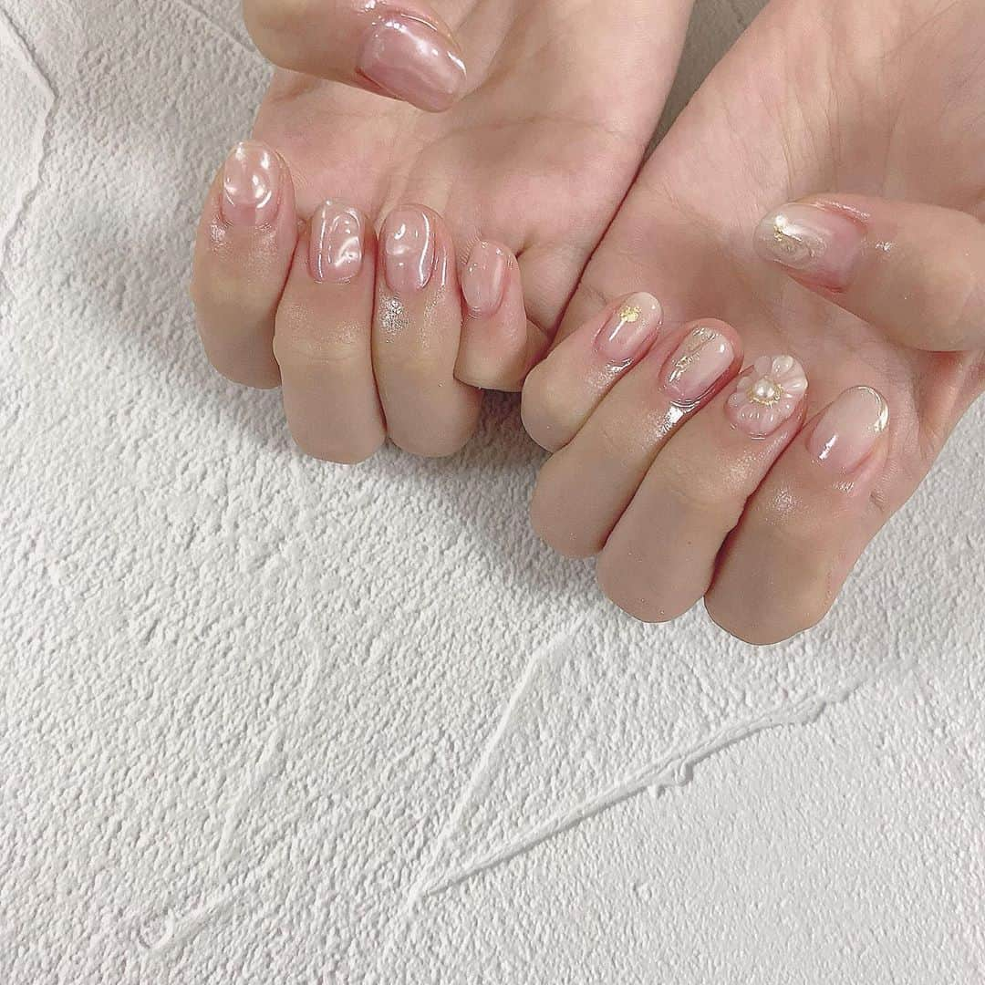 安藤笑さんのインスタグラム写真 - (安藤笑Instagram)「. . new nail💅🏻 . . #ニュアンスネイル #秋ネイル」9月15日 22時59分 - emichii87