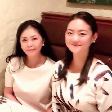 土屋眞弓のインスタグラム：「素敵なお店で❣️  #レスプリミタニアゲタリ」