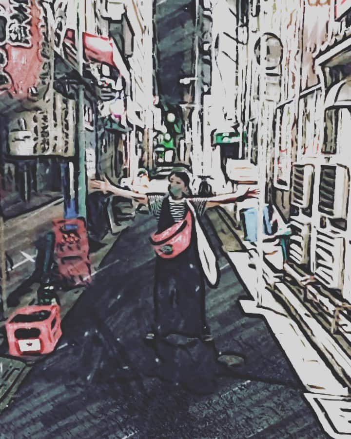 たむらぱんのインスタグラム：「大 . . 人が両手を広げると」