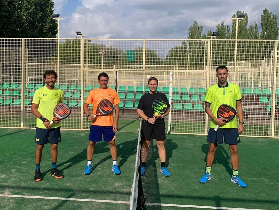 ジョルディ・コディーナさんのインスタグラム写真 - (ジョルディ・コディーナInstagram)「Padel time...」9月15日 23時12分 - codina30