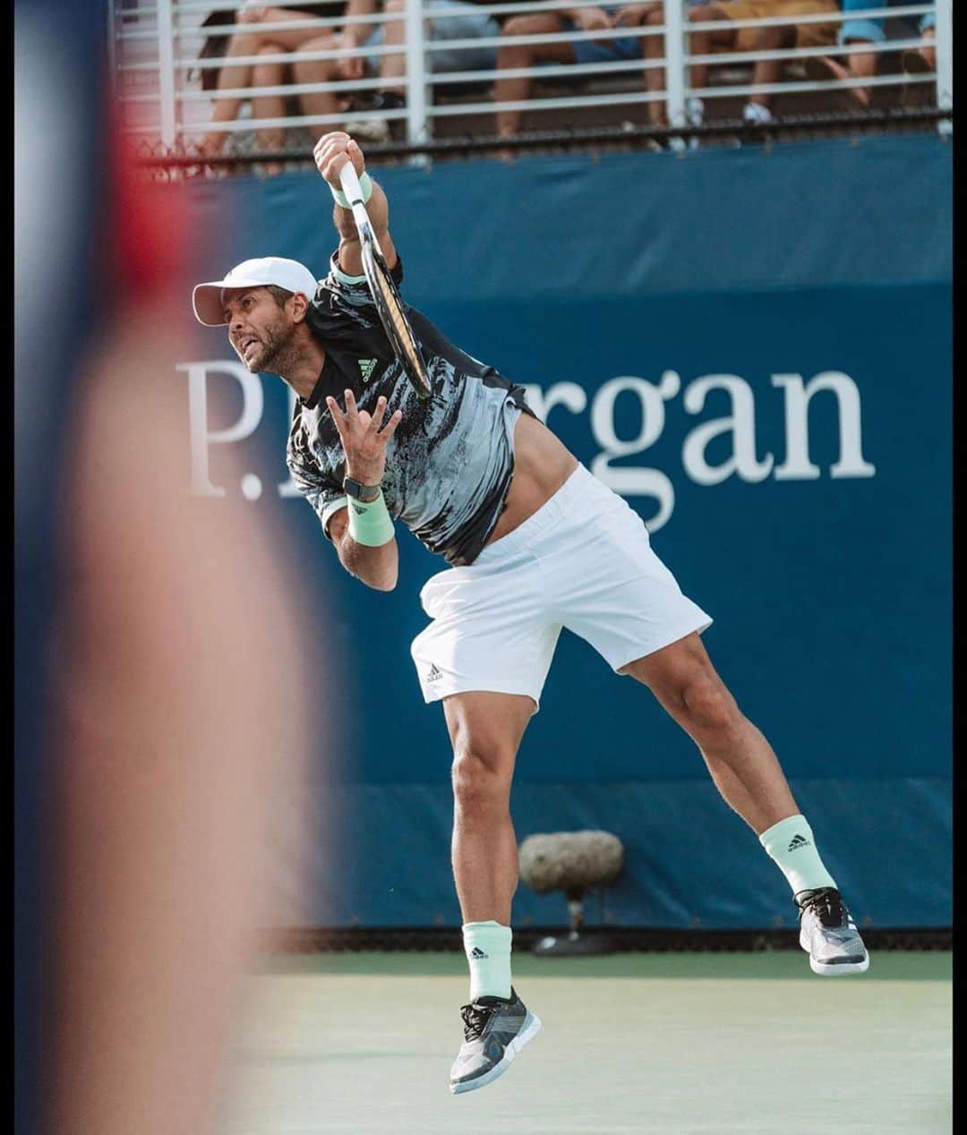 フェルナンド・ベルダスコのインスタグラム：「Cuánto he echado de menos no poder jugar este @usopen después de 18 años. Que ganas de volver en #2021. Felicidades a los campeones 🏆 @naomiosaka & @domithiem !!」