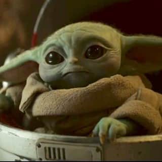 ハリウッド・リポーターさんのインスタグラム写真 - (ハリウッド・リポーターInstagram)「Baby Yoda is back. Watch the first trailer for #TheMandalorian, at the link in bio.」9月16日 0時27分 - hollywoodreporter