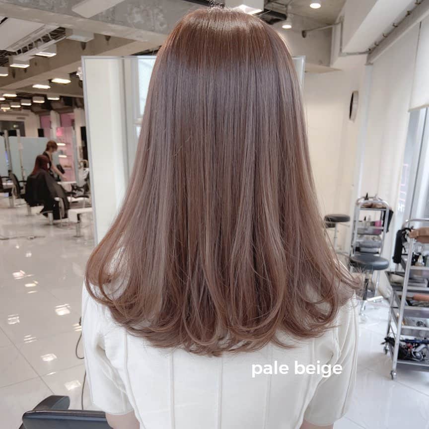佃加菜のインスタグラム：「柔らかいpale beige♡🧡 明るめが好きな方は柔らかいベージュが おすすめです♡」
