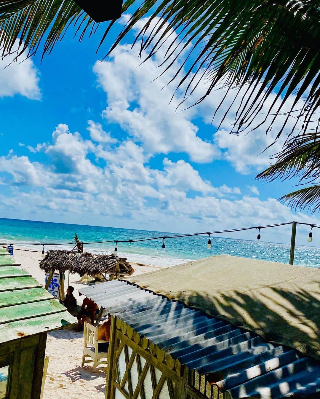 ニア・ピープルズさんのインスタグラム写真 - (ニア・ピープルズInstagram)「So #Grateful to be here in the #beauty of #tulum, leaning in to the unknown, being lead moment by moment by the inner guidance of my Sacred Self who feels like a #delightful invitation. The step she offers at times makes no sense, but somehow feels right. And that’s enough. For I may not know where that step will take me but it will always lead me home to my Sacred Self who dwells within me... within you...within all that is #LOVE   Virenia    Thank you all for joining me Sunday on such a beautiful journey with @sunnyDawnJohnston for Desire and your Destiny. The replay is in my bio links!  Ps remember: It feels like “A Delightful Invitation!” #selfLove #ascension #spirit #travel #adventure」9月16日 1時01分 - niapeeples