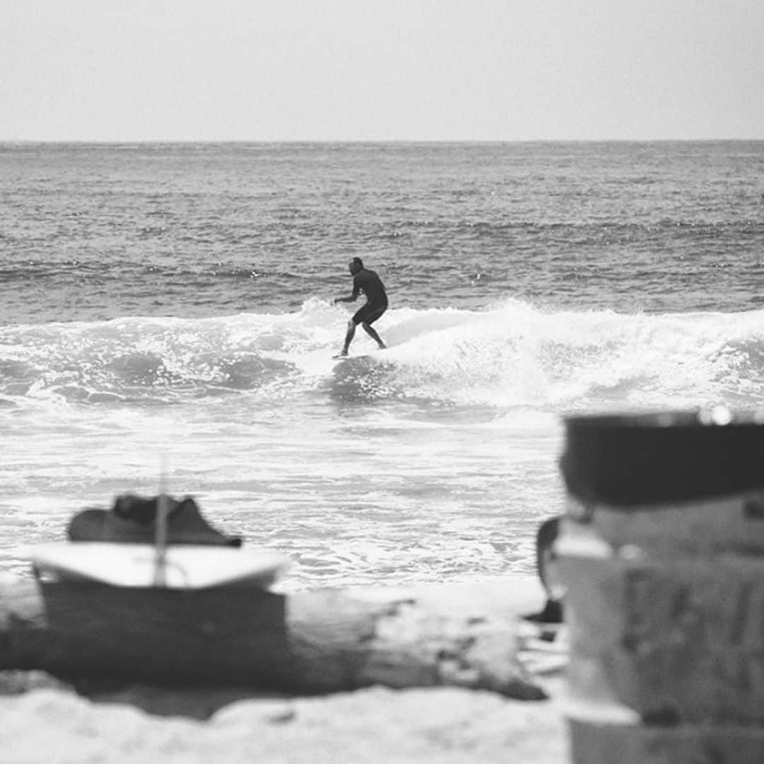 Stanceのインスタグラム：「🌊 Ride Along 🌊... @keepsailingbob  #punksandpoets  📸 @jjwessels」