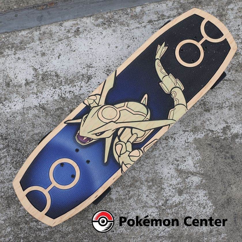 Pokémonさんのインスタグラム写真 - (PokémonInstagram)「@bearwalkerofficial x #PokemonCenter rides again!  Series II drops on September 22, US Trainers. Tap the link in our bio to see all five brand-new designs. 🛹」9月16日 1時13分 - pokemon