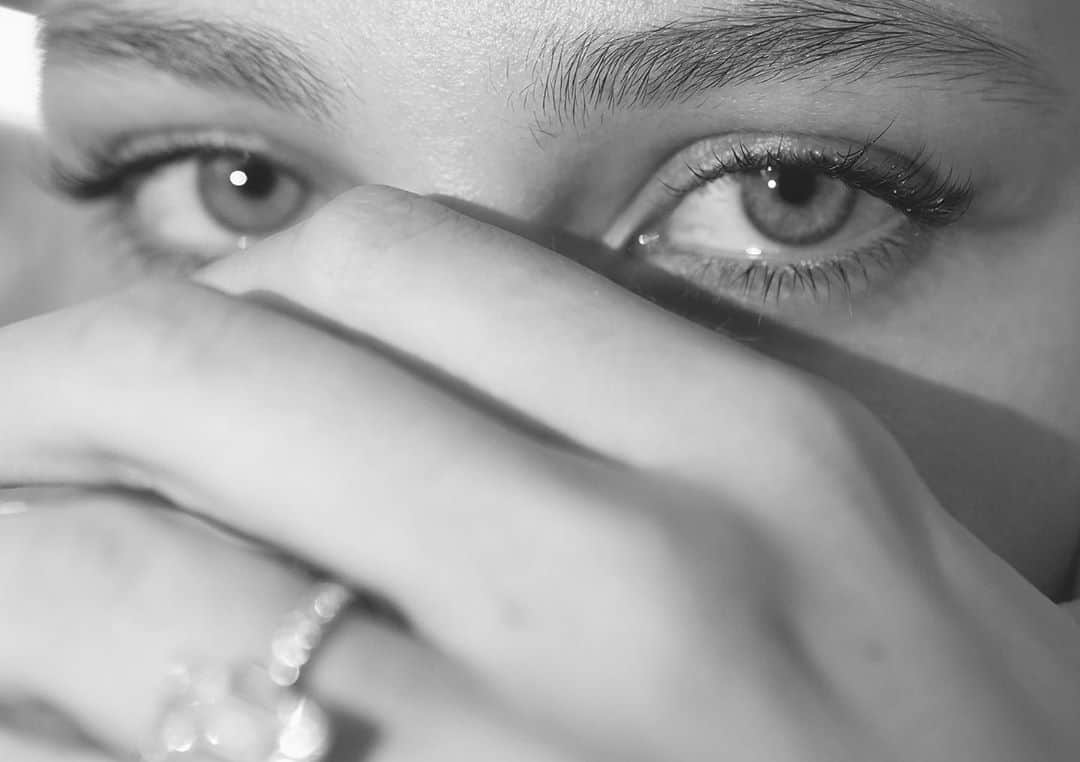 ニコラ・ペルツのインスタグラム：「only have eyes for you」