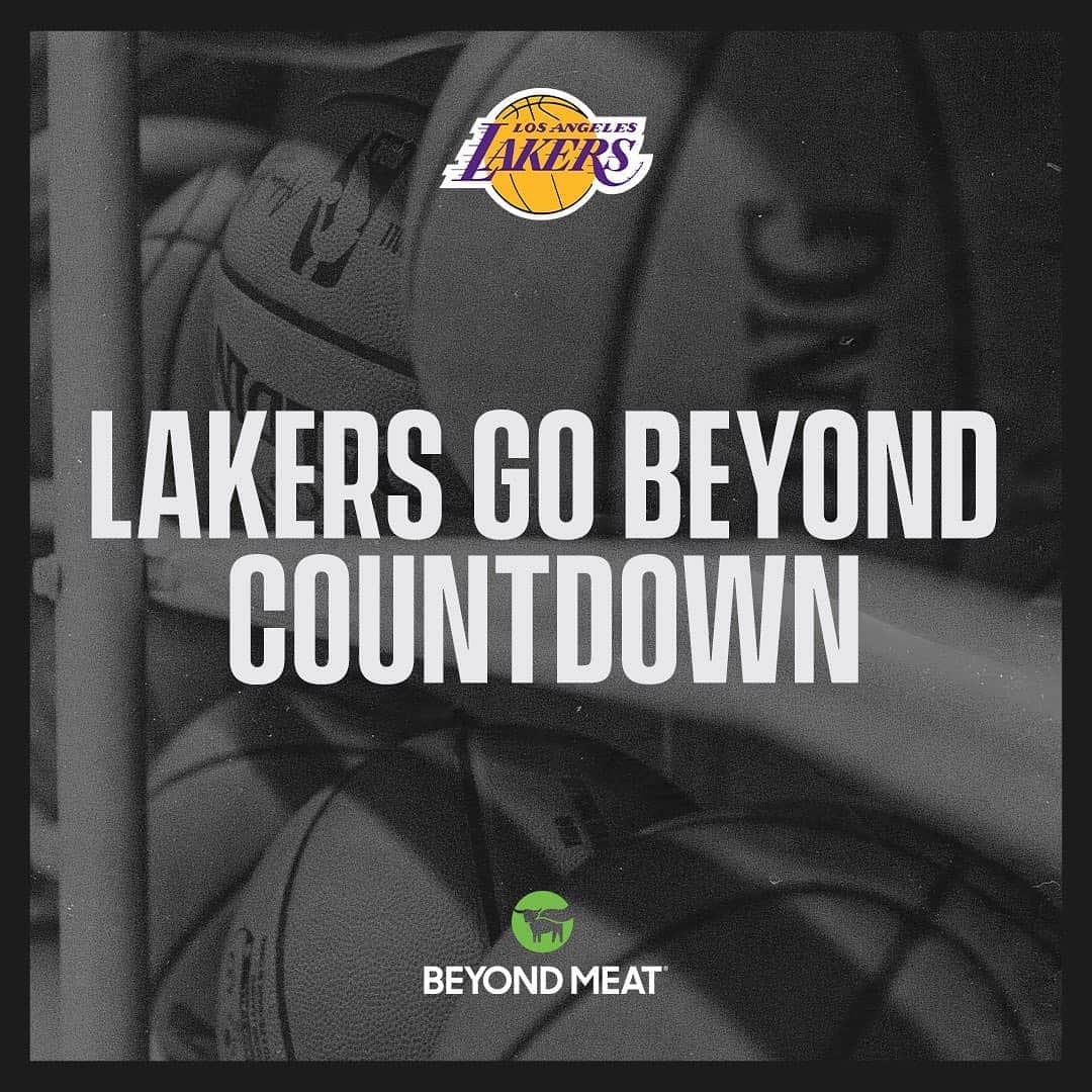 Los Angeles Lakersさんのインスタグラム写真 - (Los Angeles LakersInstagram)「No. 9 does it all. Check out the Go Beyond Countdown, from @beyondmeat and tell us which top play from round two brought the most heat.」9月16日 3時29分 - lakers