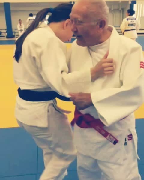 マルティ・マロイのインスタグラム：「🥰 1 year ago today 🥰 I called Coach Uchida today to remind him of our #uchikomi session. He is doing well & staying safe at home with his family. In this video he was 99 years old! I told him now that he is 💯 we need to do this again and he said OK! 👏👏」