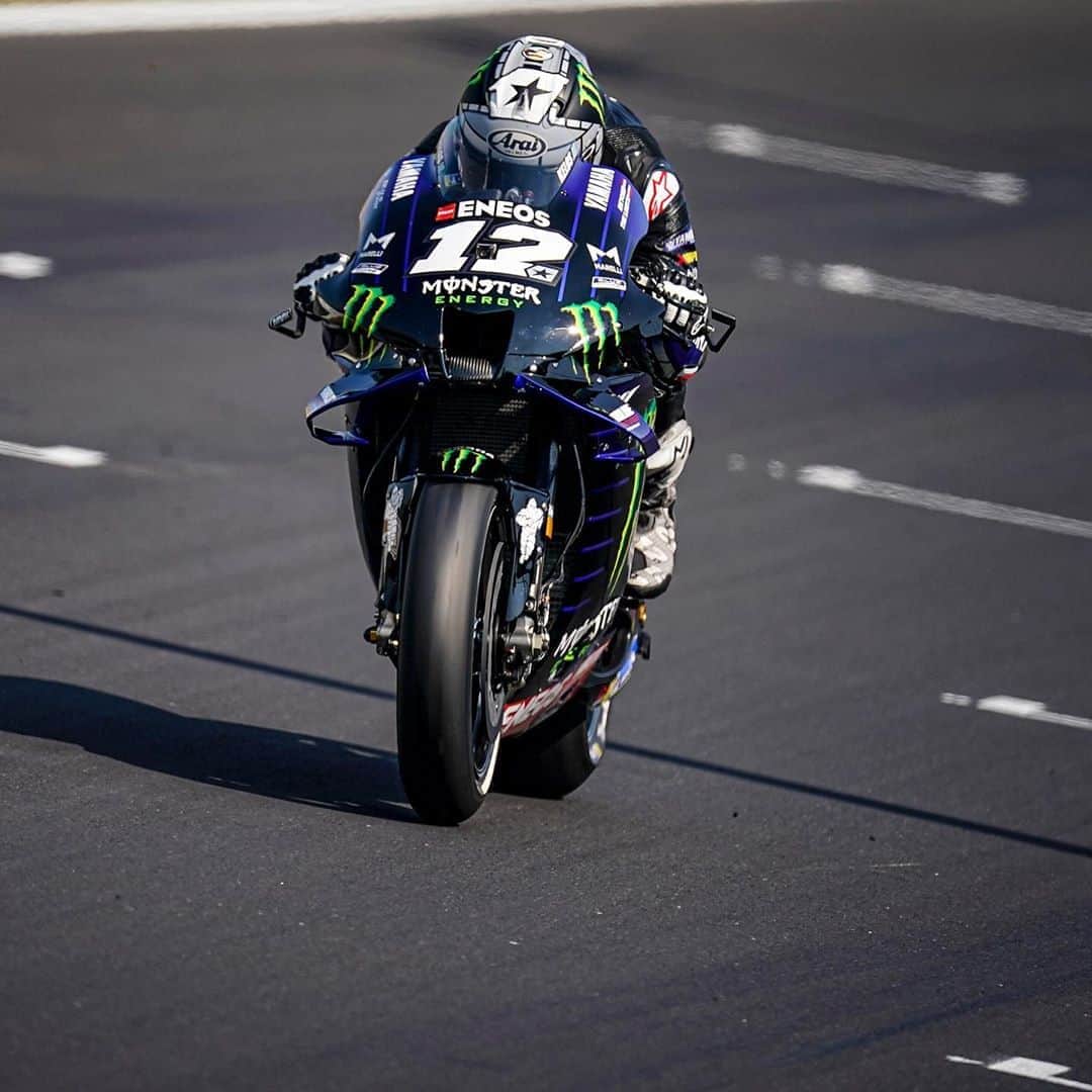 YamahaMotoGPさんのインスタグラム写真 - (YamahaMotoGPInstagram)「💬 @maverick12official, #MisanoTest Results - P1:  "I rode that best lap time with the new parts, and it feels like it can maybe help me gain something for the race. Already last week the bike was really good, and it‘s difficult to improve it. With the new part I can ride the same lap times, but much more relaxed. This is a positive sign. It means that if I need to push, maybe I can ride a little bit faster."  #MonsterYamaha  #MotoGP」9月16日 4時07分 - yamahamotogp